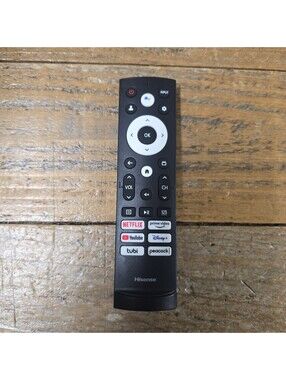 Hisense ERF3M90H Smart Tv Remote Control Voice Netflix Peacock Disney + Original